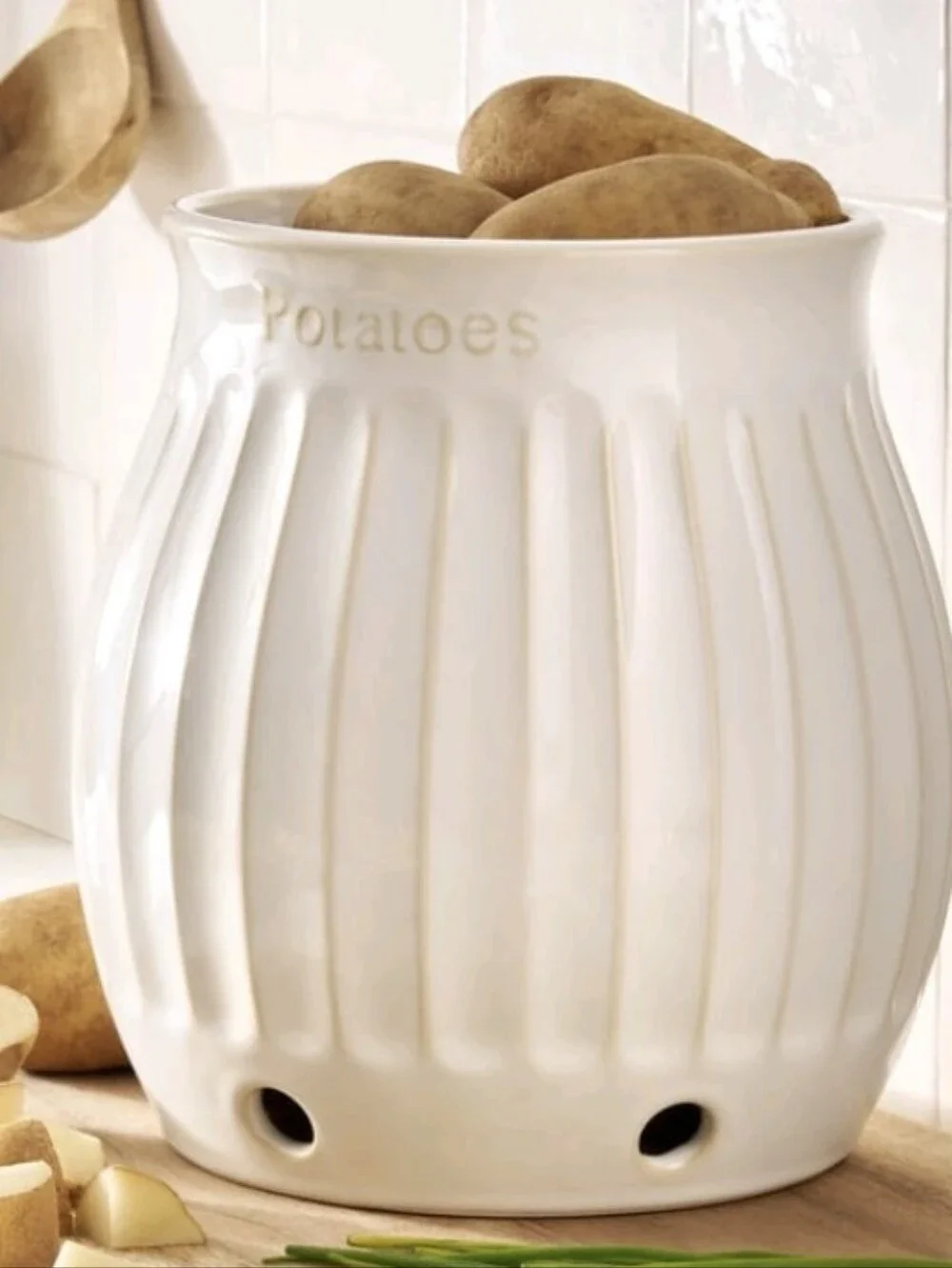 The Pioneer Woman durable ceramic